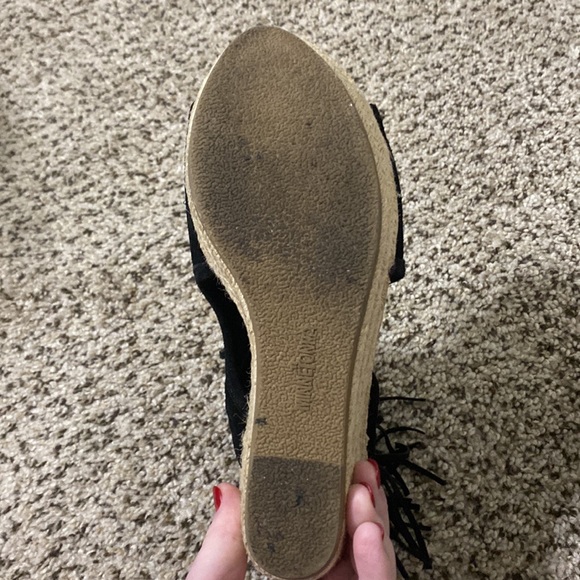 Black suede leather Minnetonka brand women’s ankle wedges - size 9 - Picture 9 of 10